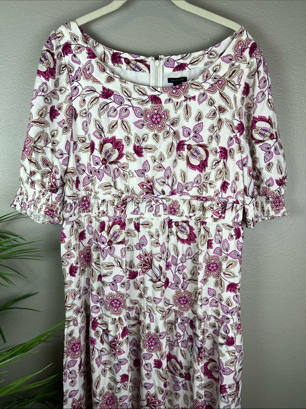 NEW Ann Taylor Floral Maxi Dress White with Magenta Pink and Brown Floral 8 - Picture 3 of 8